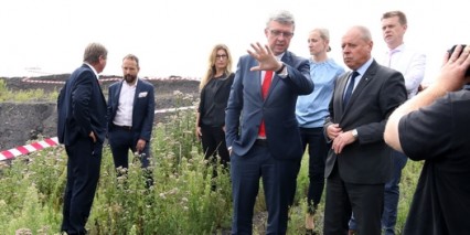 Ministr průmyslu a obchodu si prohlédl velké sanační projekty v Ostravě