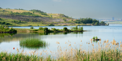Vláda schválila věcný záměr majetkoprávního vypořádání území jezera Most. MPO pokračuje v převodech území revitalizovaných po těžbě